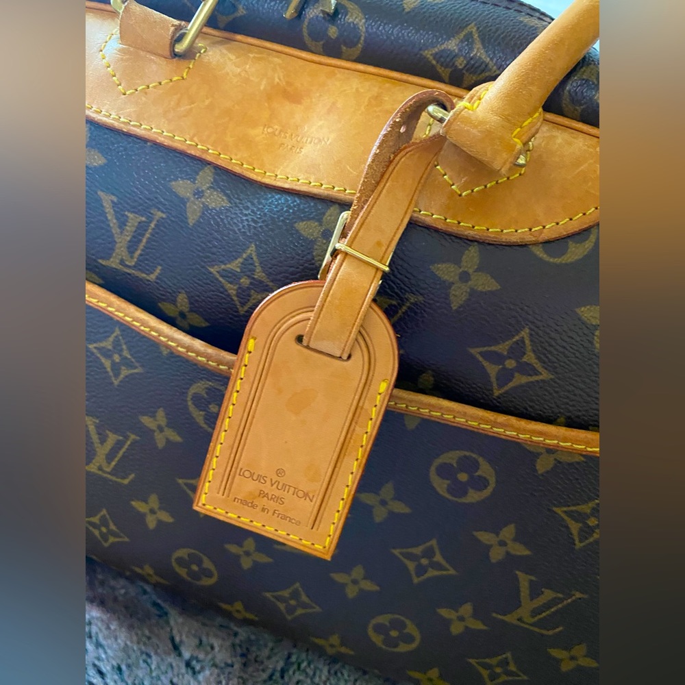 Louis Vuitton Vintage Monogram Deauville Bag